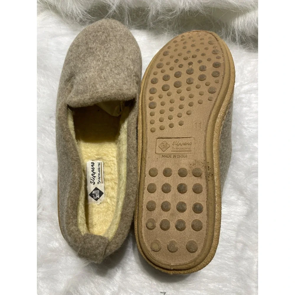 Slippero International Mens Wool Felt Slip-On Slippers With Natural Rubber‎ Sole